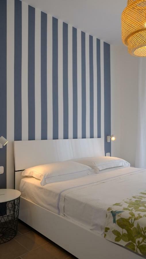 Quarantacinque Ospitalita Hotel กาญารี ภายนอก รูปภาพ